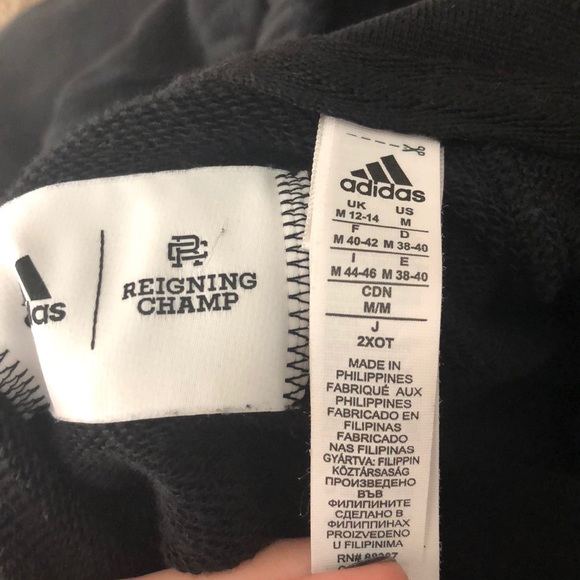 Adidas jacket - Picture 3 of 3